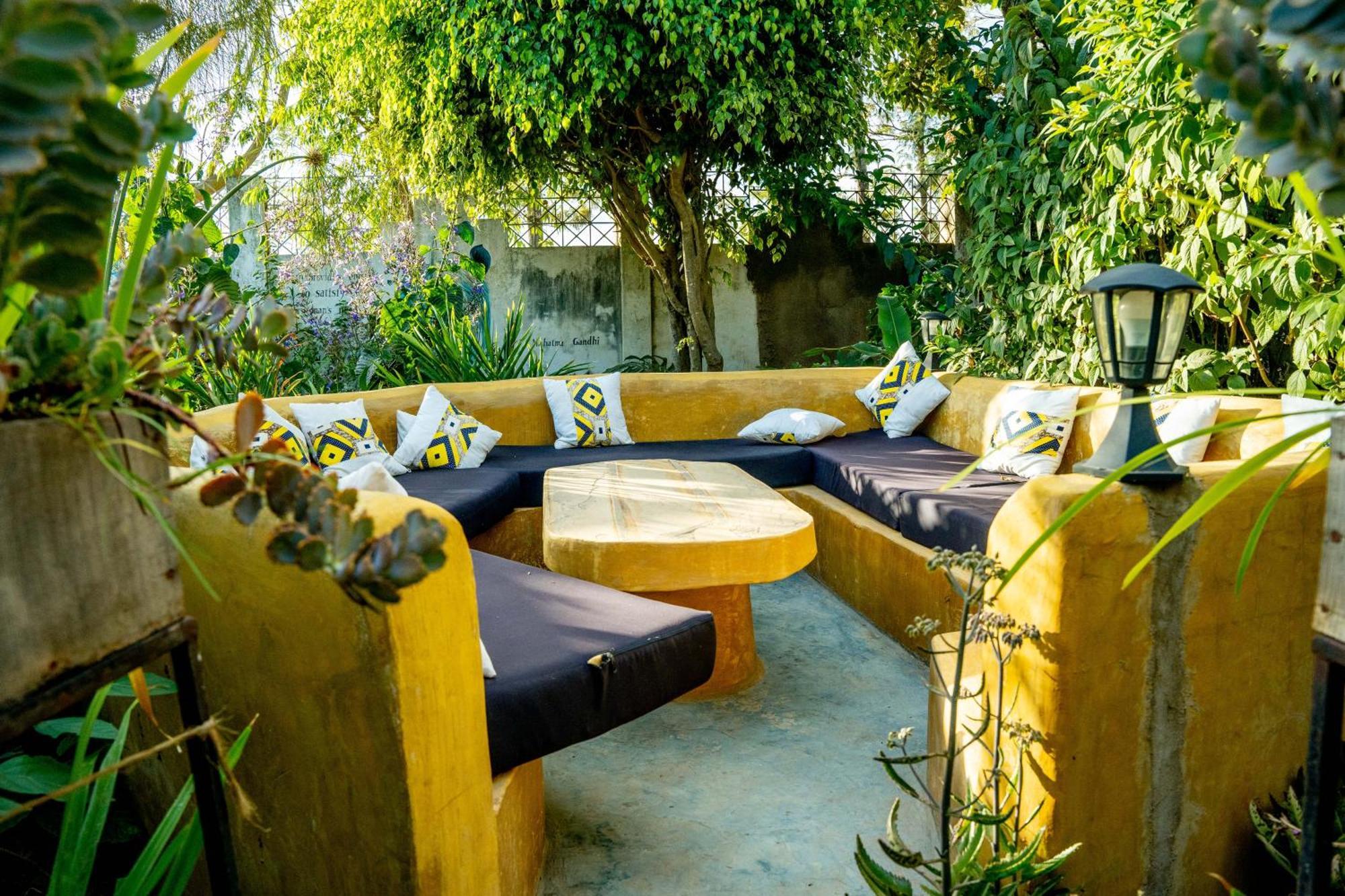 Dan Stam Hotel 아루샤 외부 사진